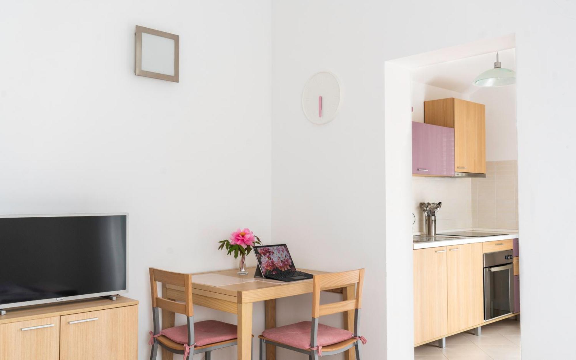 Apartments Lila Đảo Đảo Cres Ngoại thất bức ảnh