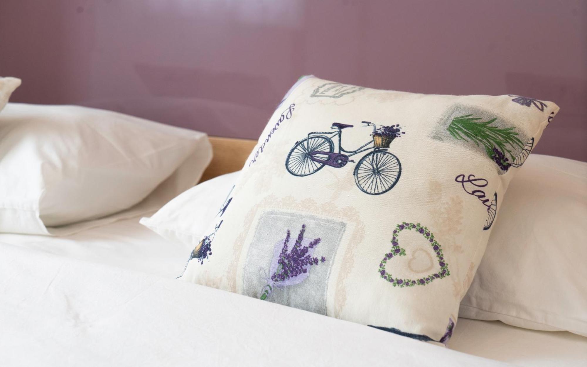 Apartments Lila Đảo Đảo Cres Ngoại thất bức ảnh