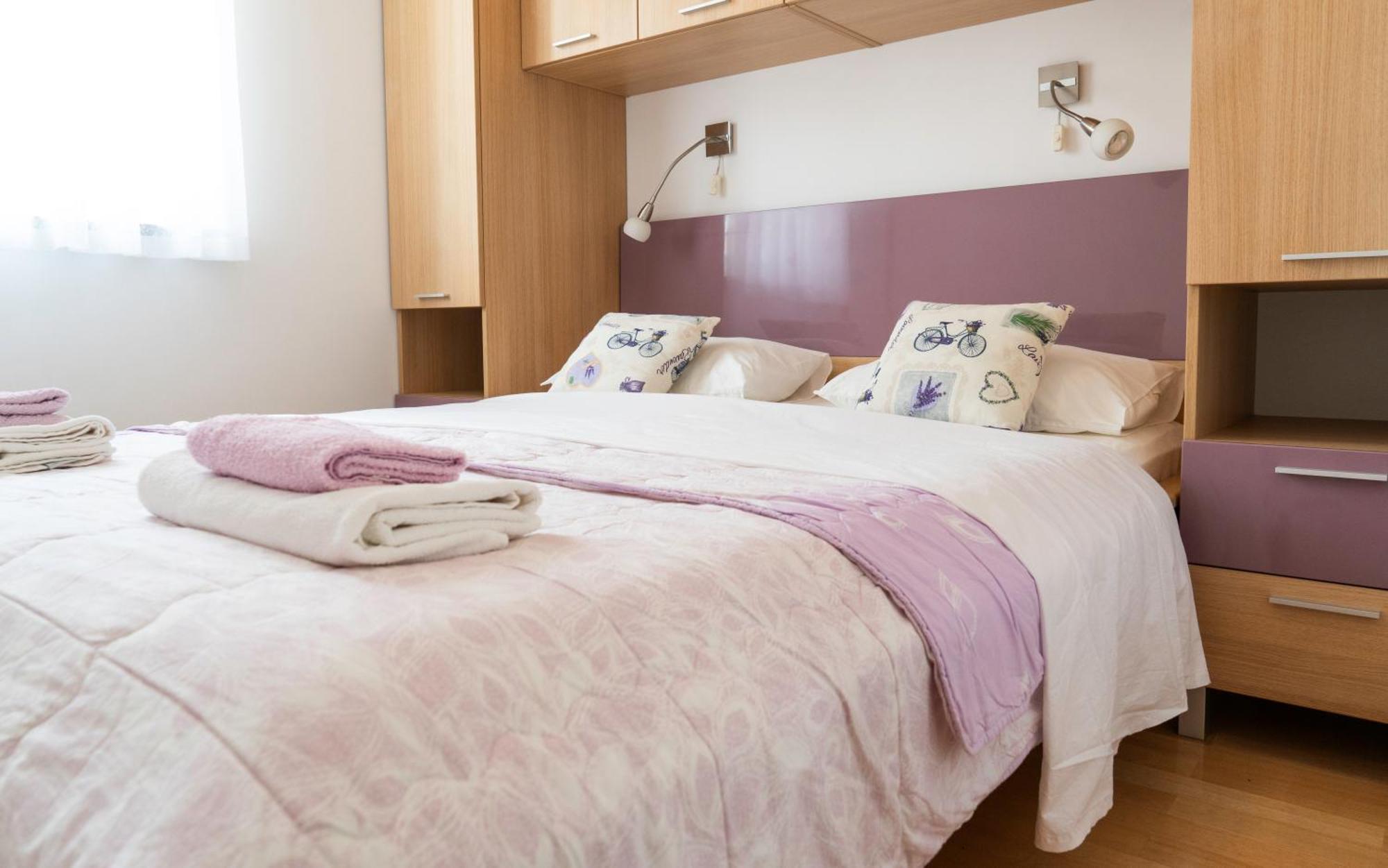 Apartments Lila Đảo Đảo Cres Ngoại thất bức ảnh
