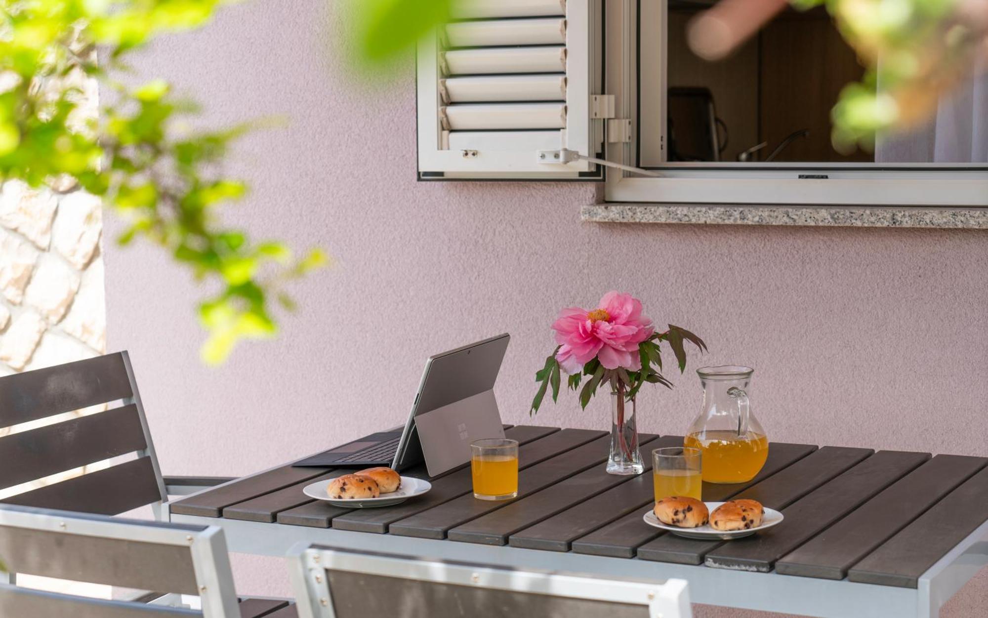 Apartments Lila Đảo Đảo Cres Ngoại thất bức ảnh